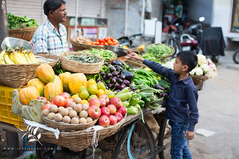 indian-fruit-stall