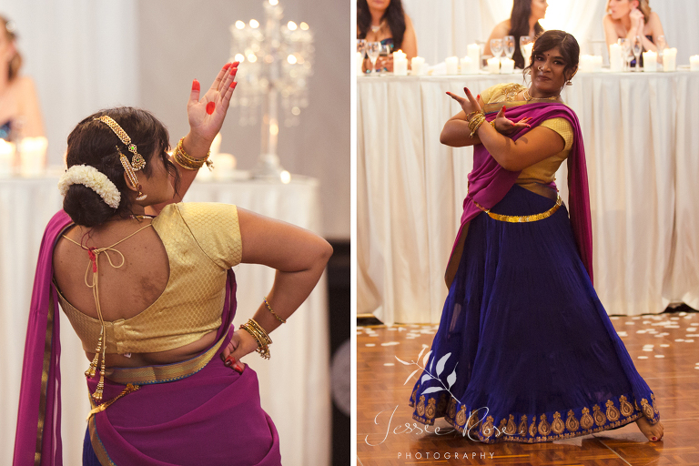 traditional-indian-dancers-wedding