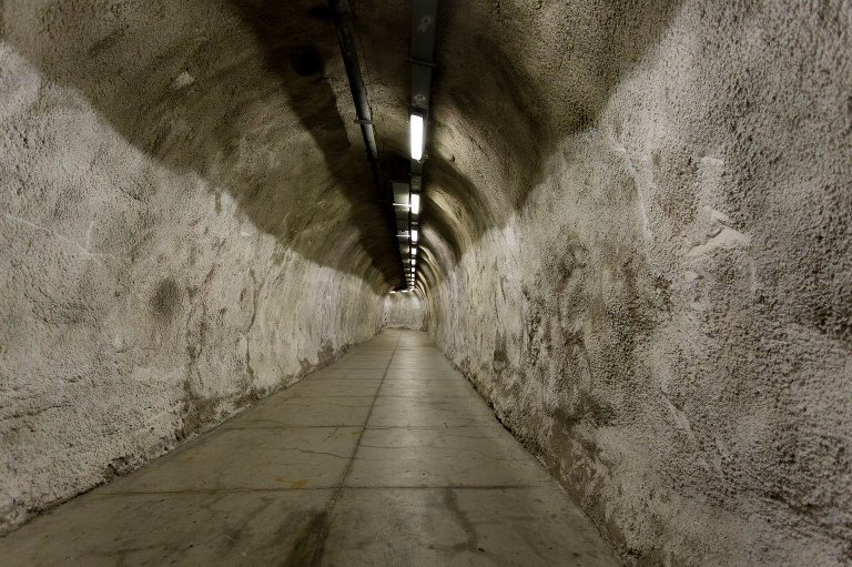 amalfi to atrani pedestrian tunnel